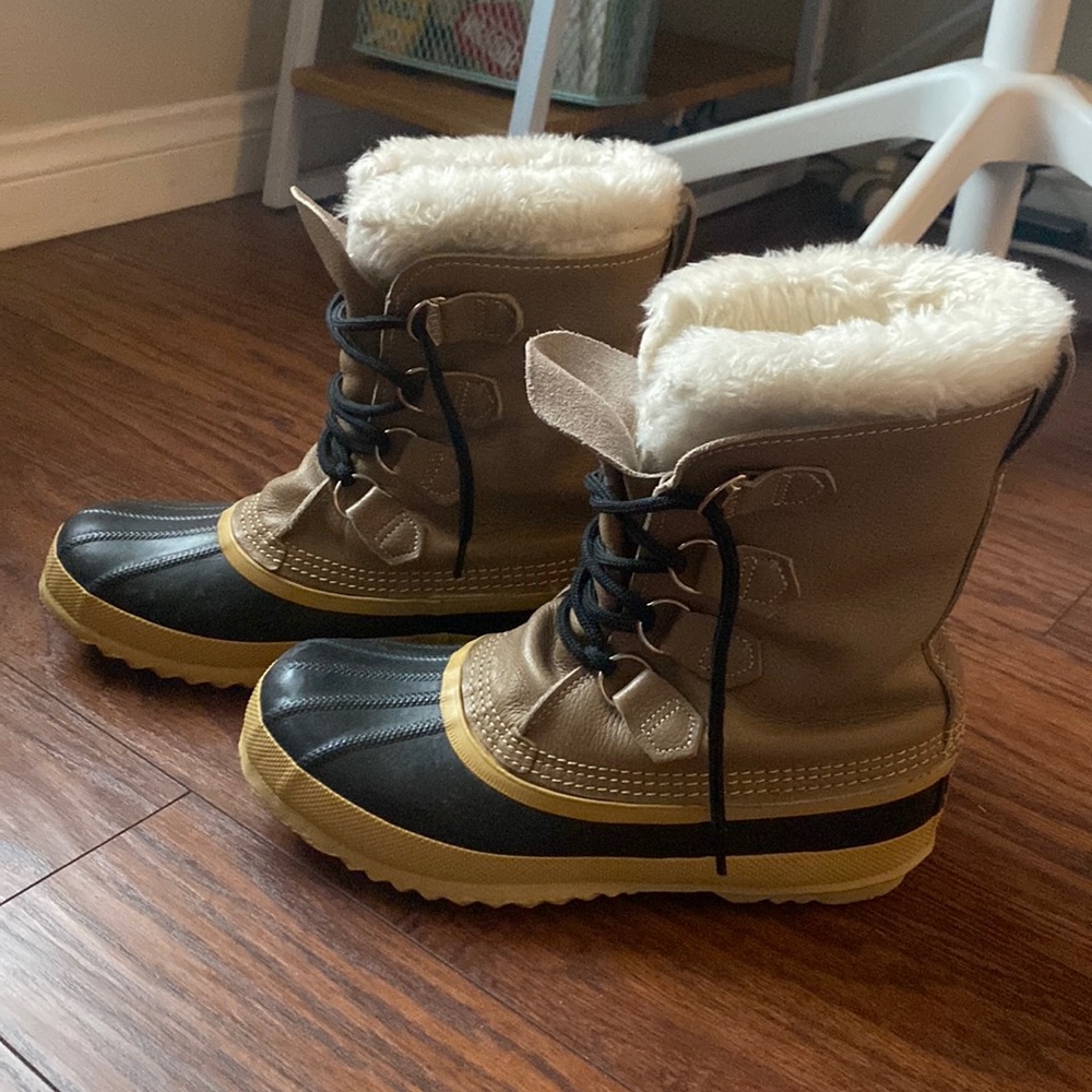 Sorel waterproof boots